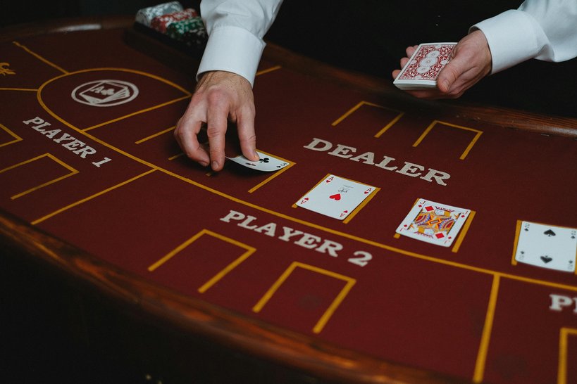 Wild Robin Casino Review 2024: Complete Guide to Features, Games & Bonuses